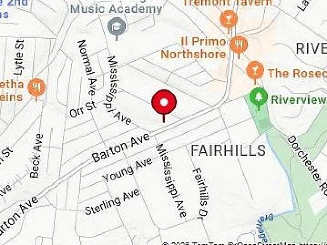 Vibrant neighborhood map highlighting central location near Riverview Park and Chattanooga attractions.