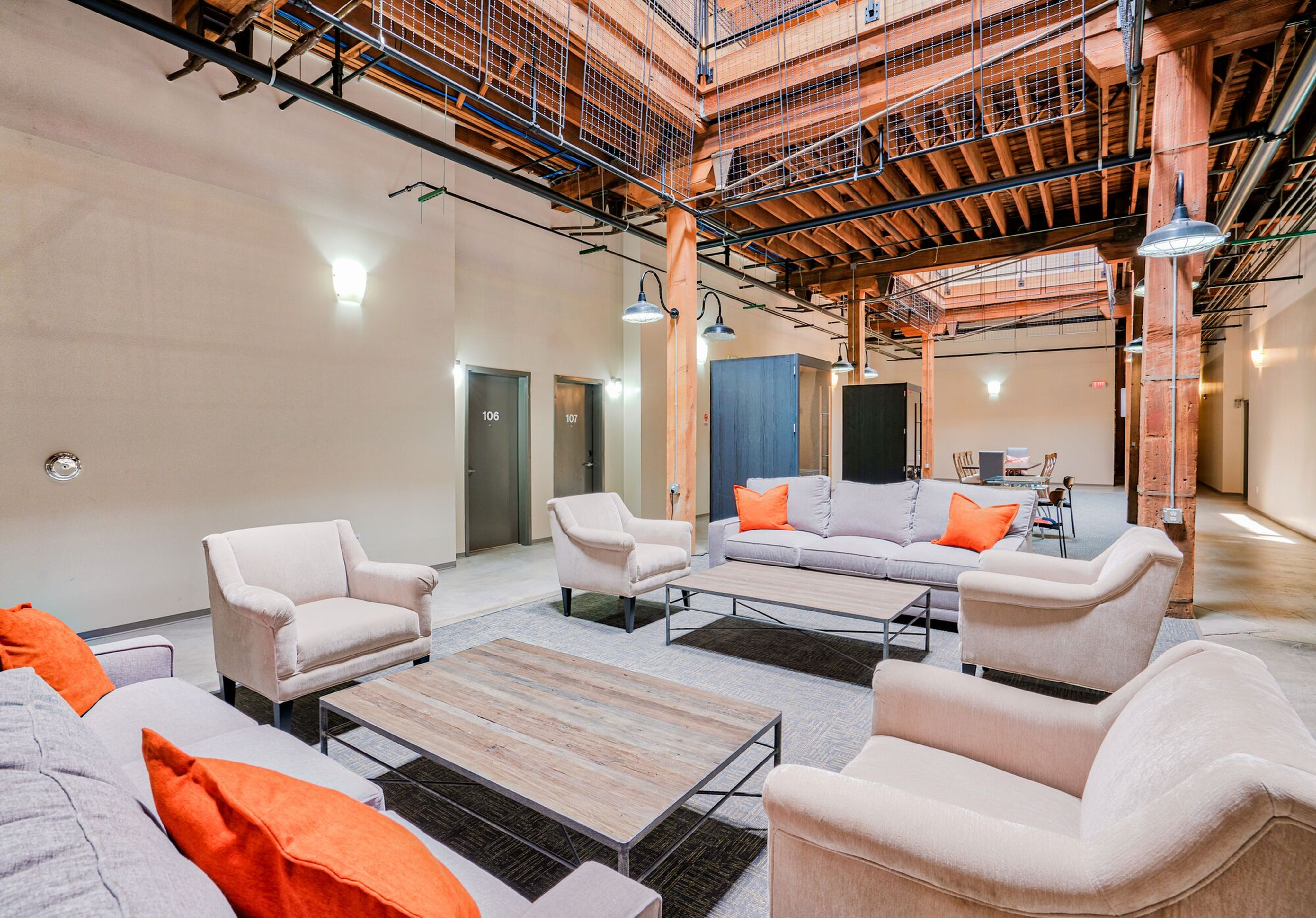 Why are Lafayette Square St. Louis loft apartments a great place to call home?-image