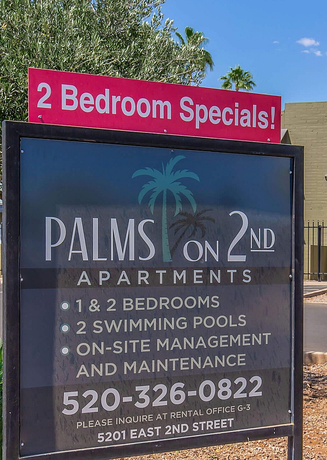 Palms on 2nd entrance sign &mdash; two pools and 2-bedroom specials in Tucson, AZ