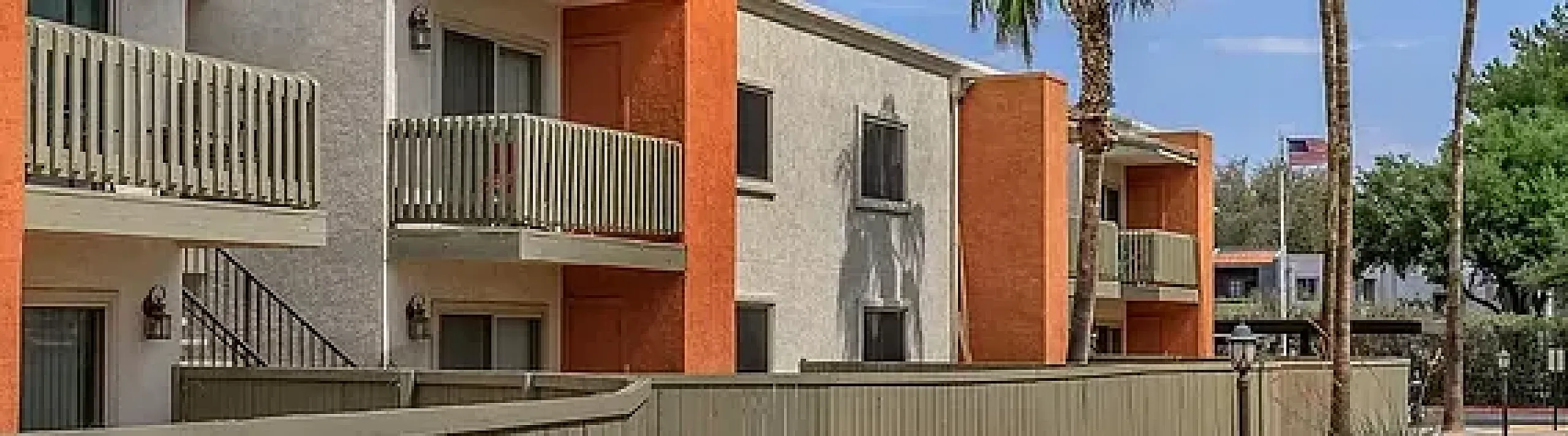Apartment building Pantano Villas