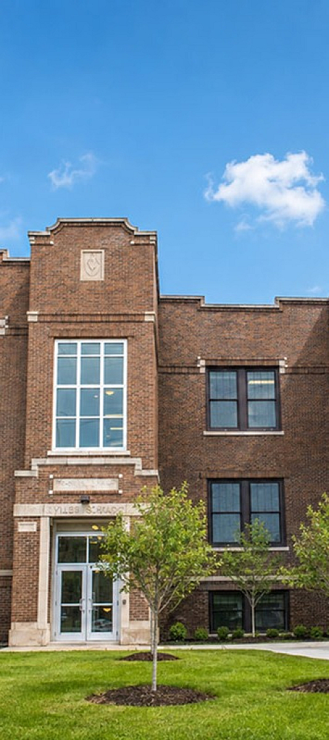 Eagledale Senior - Brick Exterior