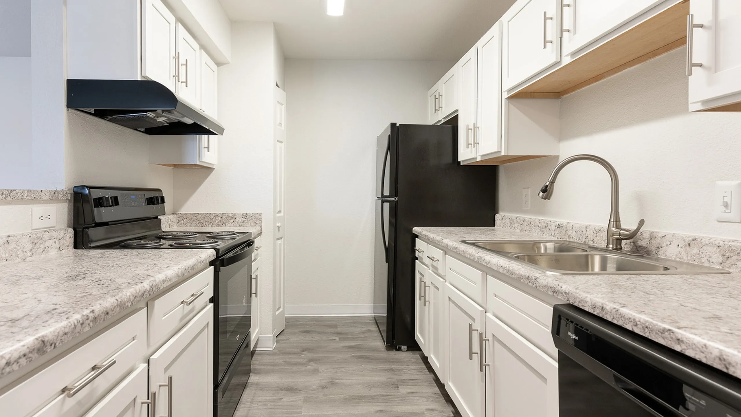 Hoosier Woods - Modern Kitchen