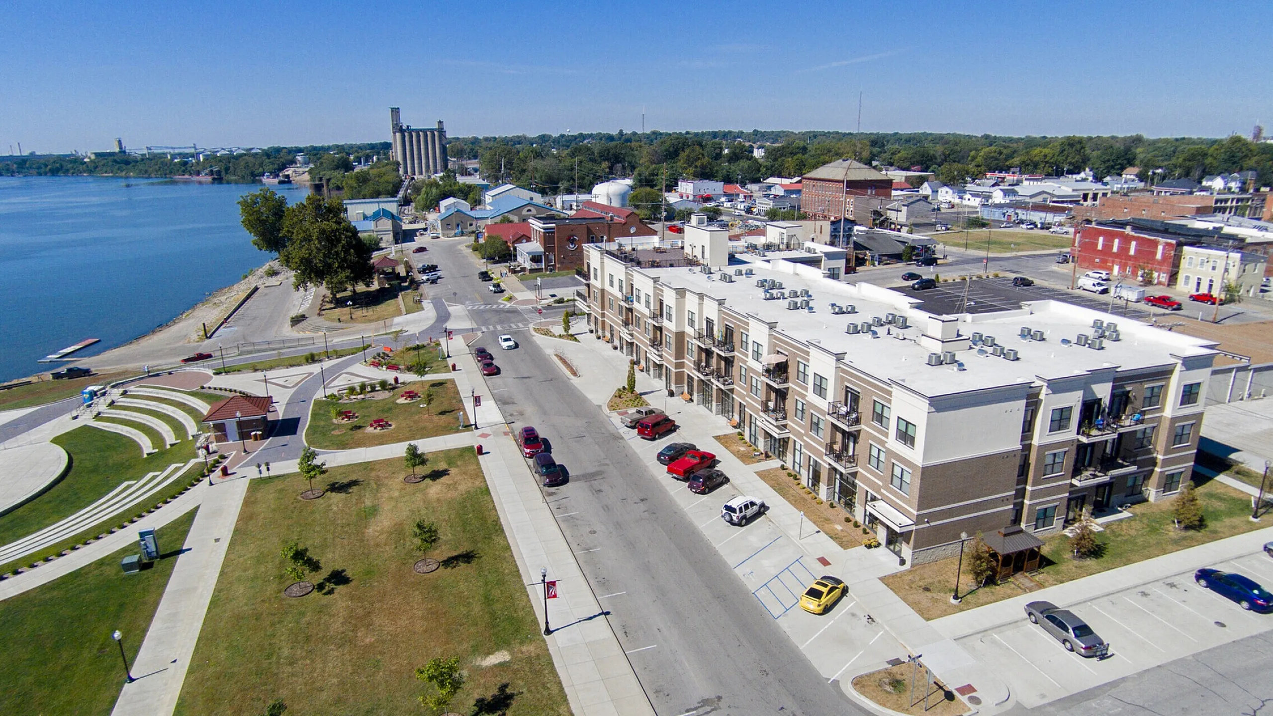 http://www.thelandingseniorapts.com - Waterfront View