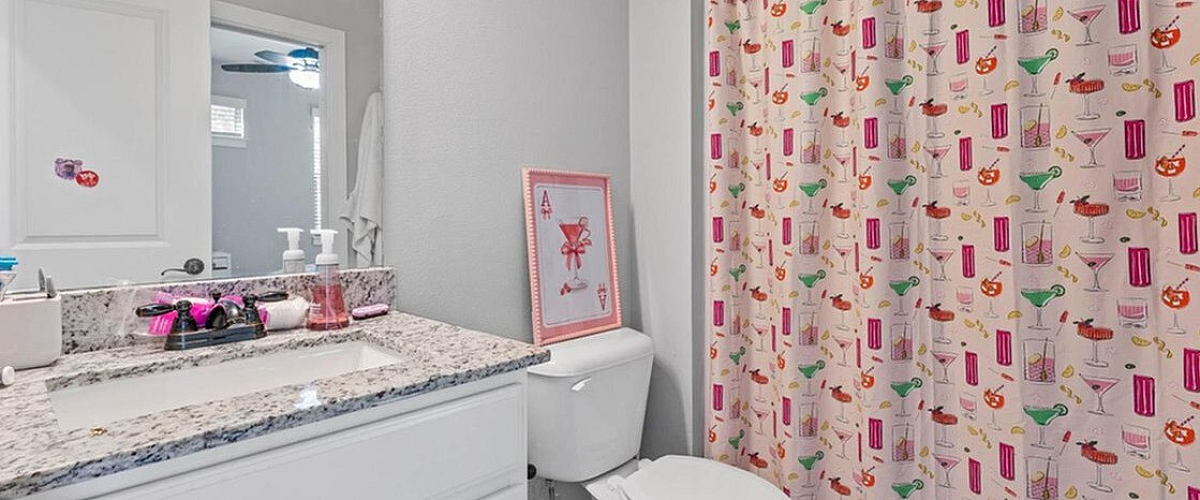 Bright and functional bathroom.