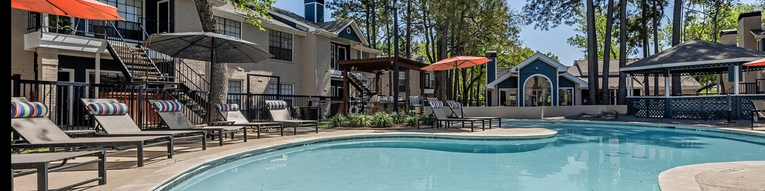 Reston pool