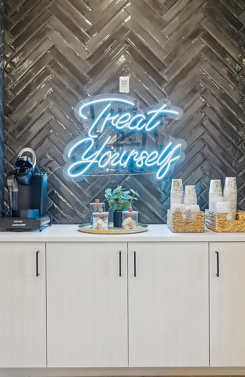 the fitz complimentary coffe and beverage bar