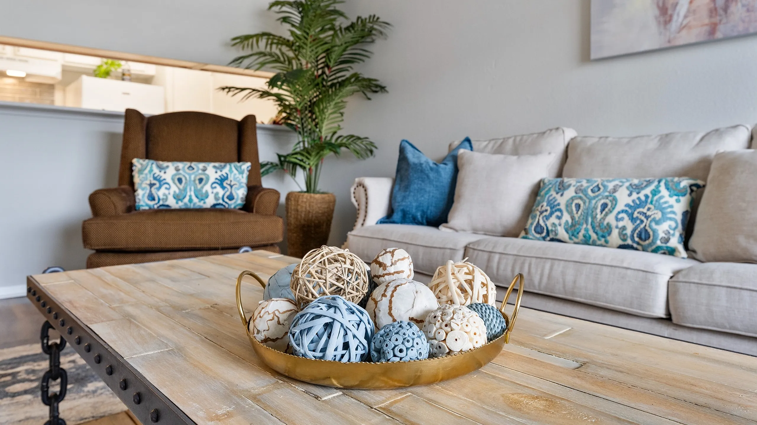 Solana - Cozy Living Room