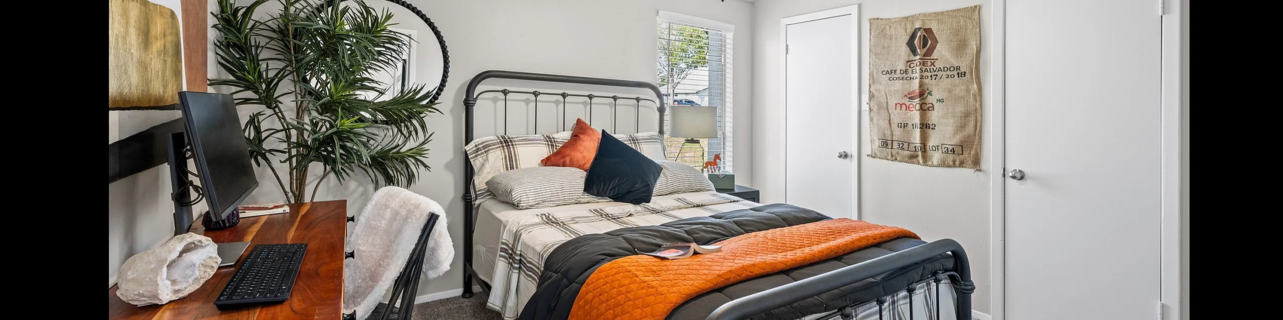 The Halston - 2 bed 2 bath model Cozy Bedroom