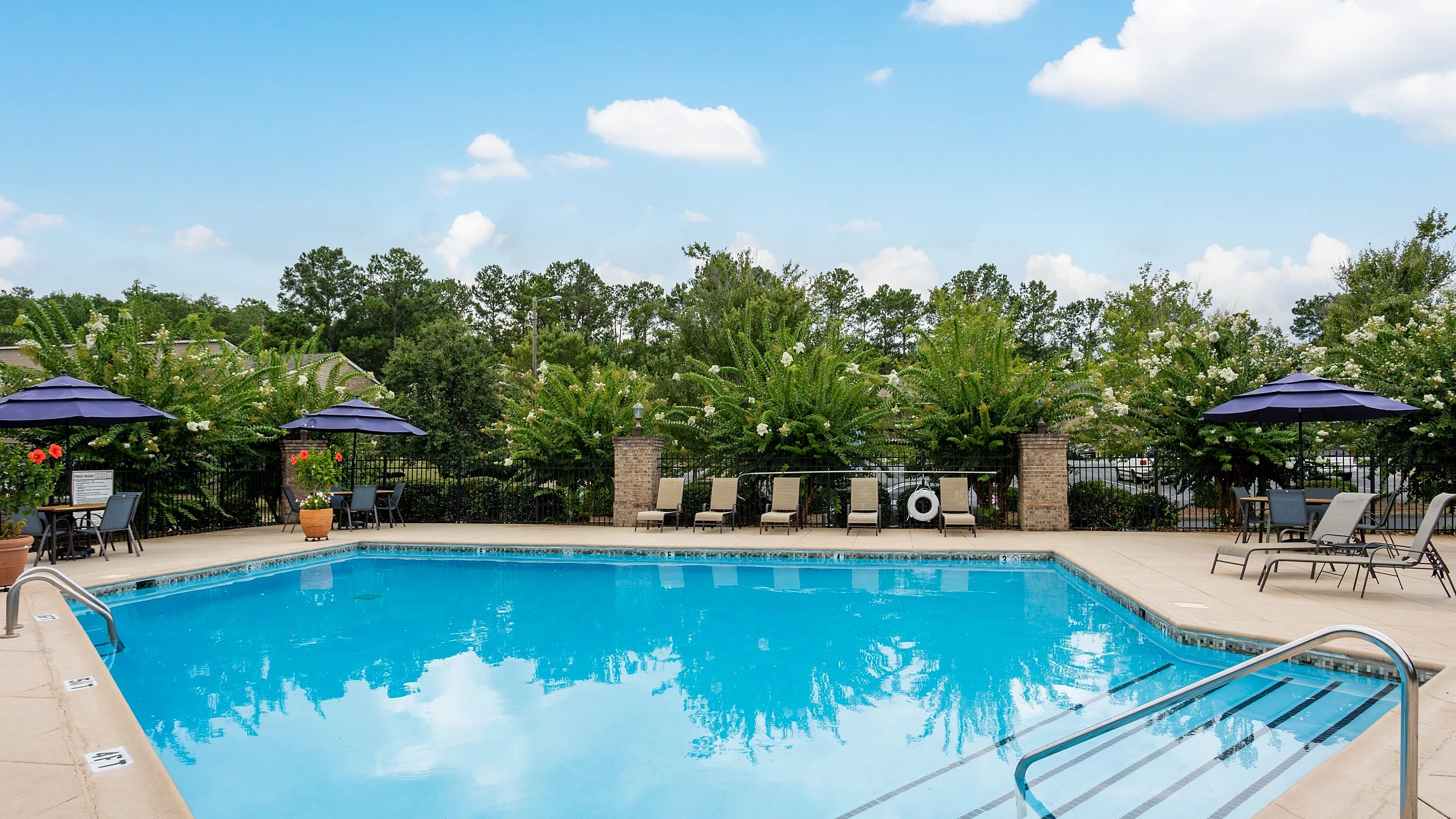 Central Highlands - Outdoor Pool