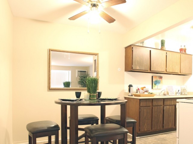 Image of Ceiling Fans for Hidden Trail Apartments