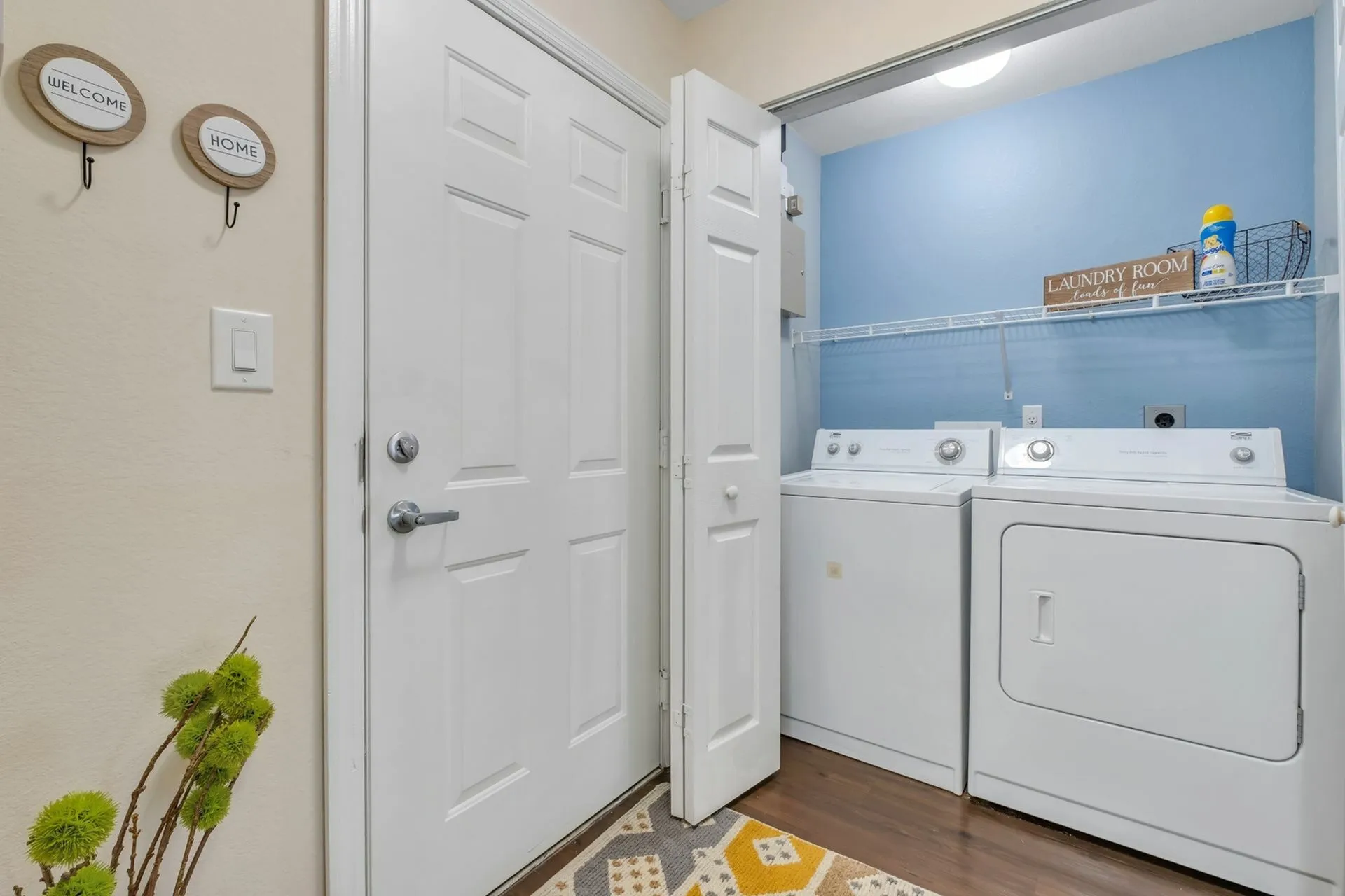 Washer and dryer closet