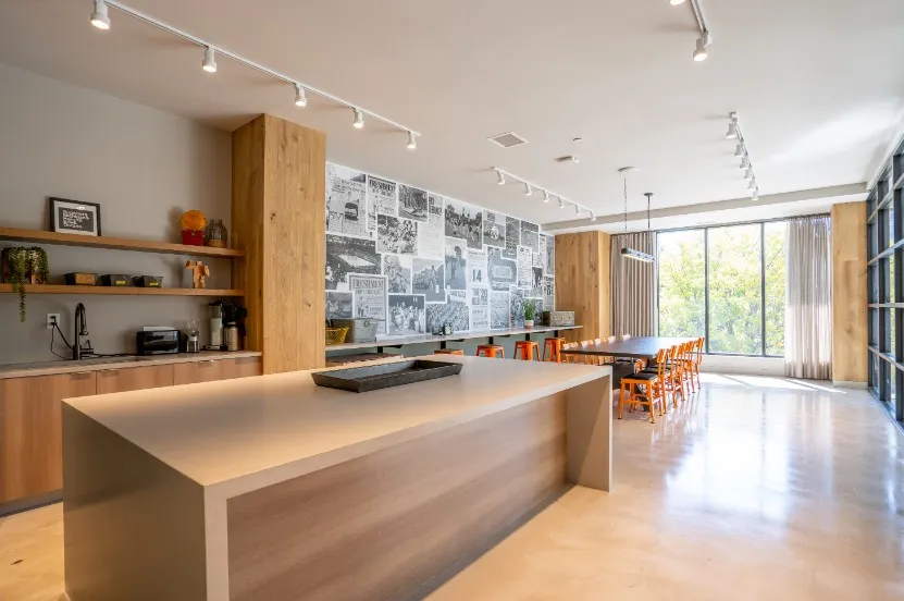 Image of Entertainment Room for Landmark on Grand River