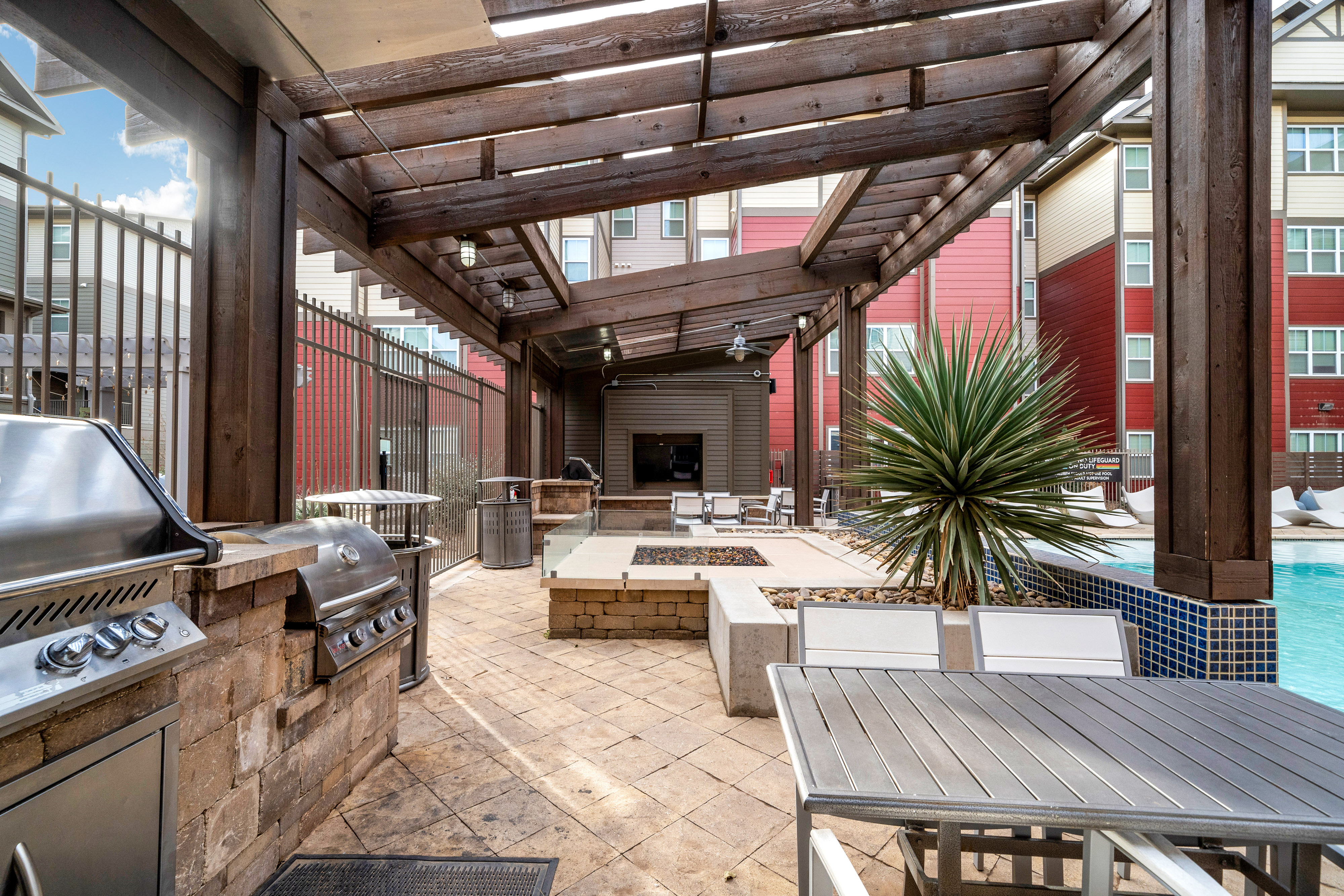 Outdoor Patio with Grill