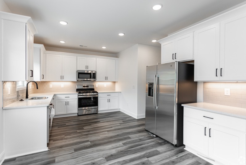 Kitchen at Amber Vista Homes. Knoxville, TN | Single Family Homes For Rent