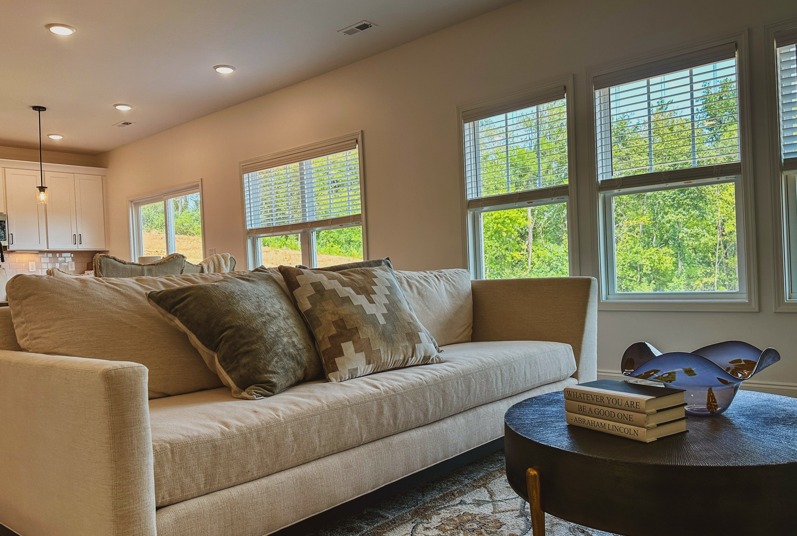 Living Room at Amber Vista Homes. Knoxville, TN | Single Family Homes For Rent