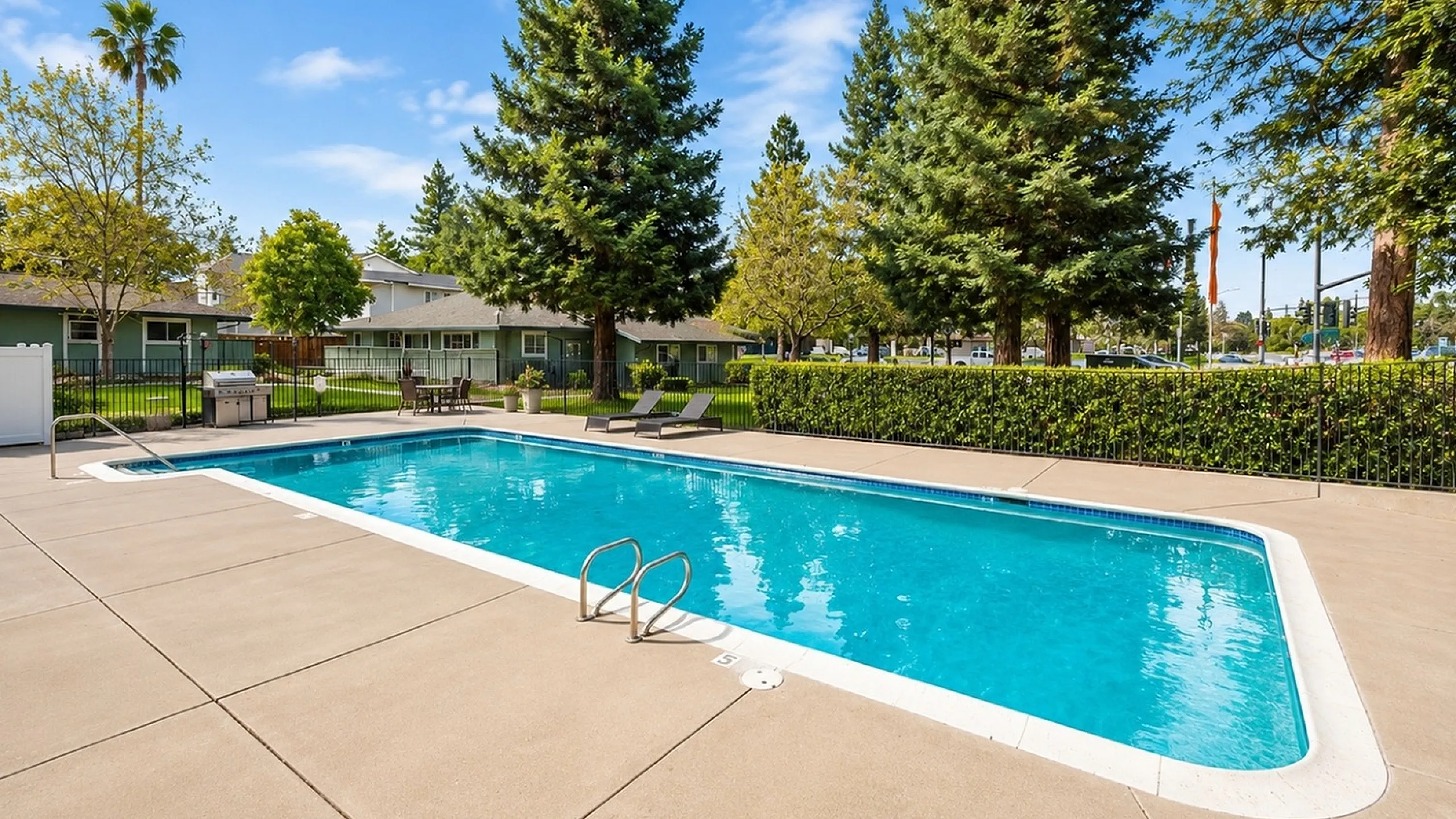 Cottages on 5th (NEW) - Outdoor Pool
