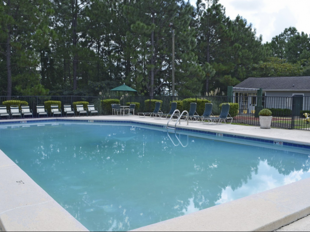 Image of Swimming Pool for Overlook Gardens