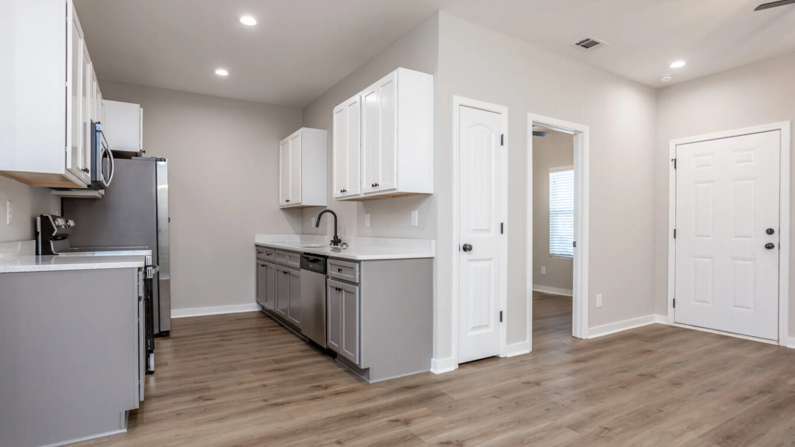 Woodford Ridge Townhomes | Apartments In Bonaire, GA