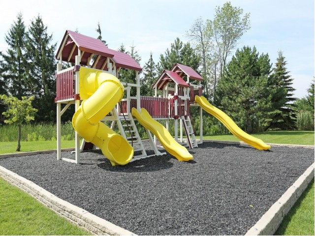 Playground Etiquette at Windsong Place Apartments