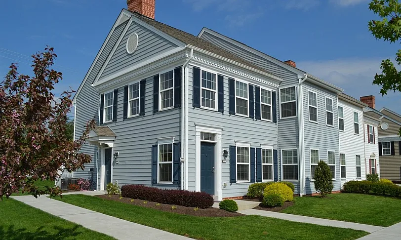 The Courts at Wetherburn Commons - Exterior View