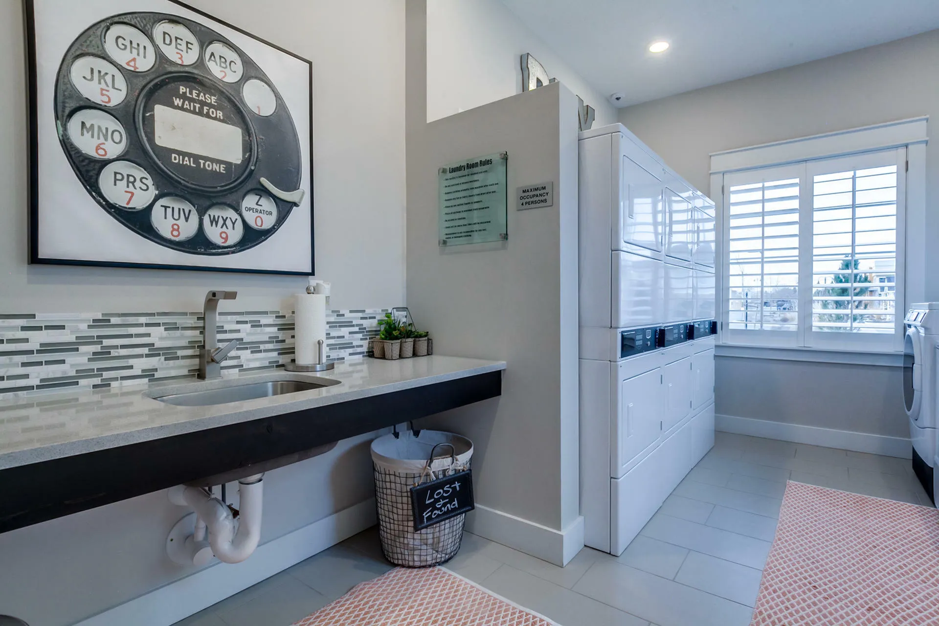 24 Hour Laundry Room