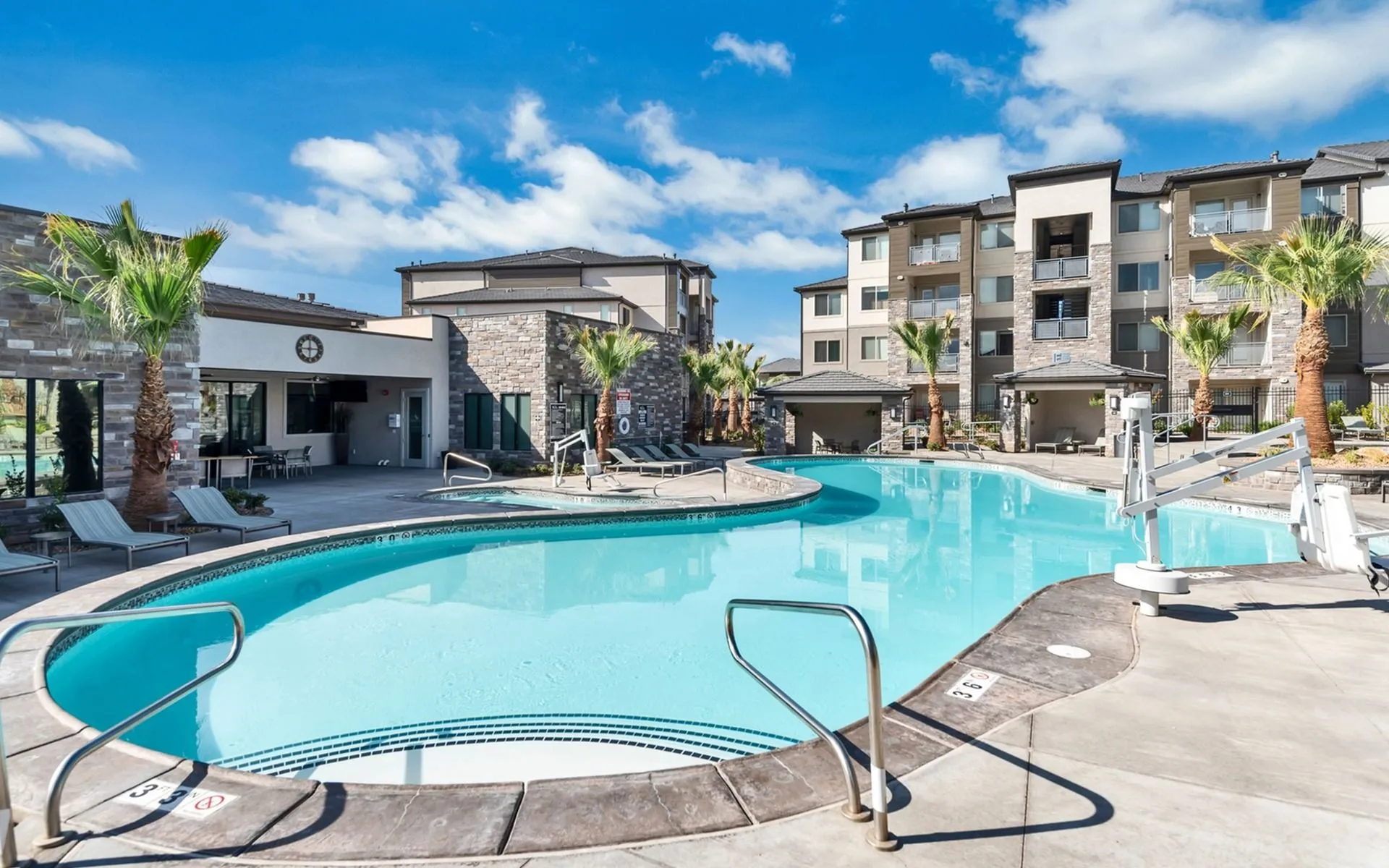 Grayhawk Pool 1
