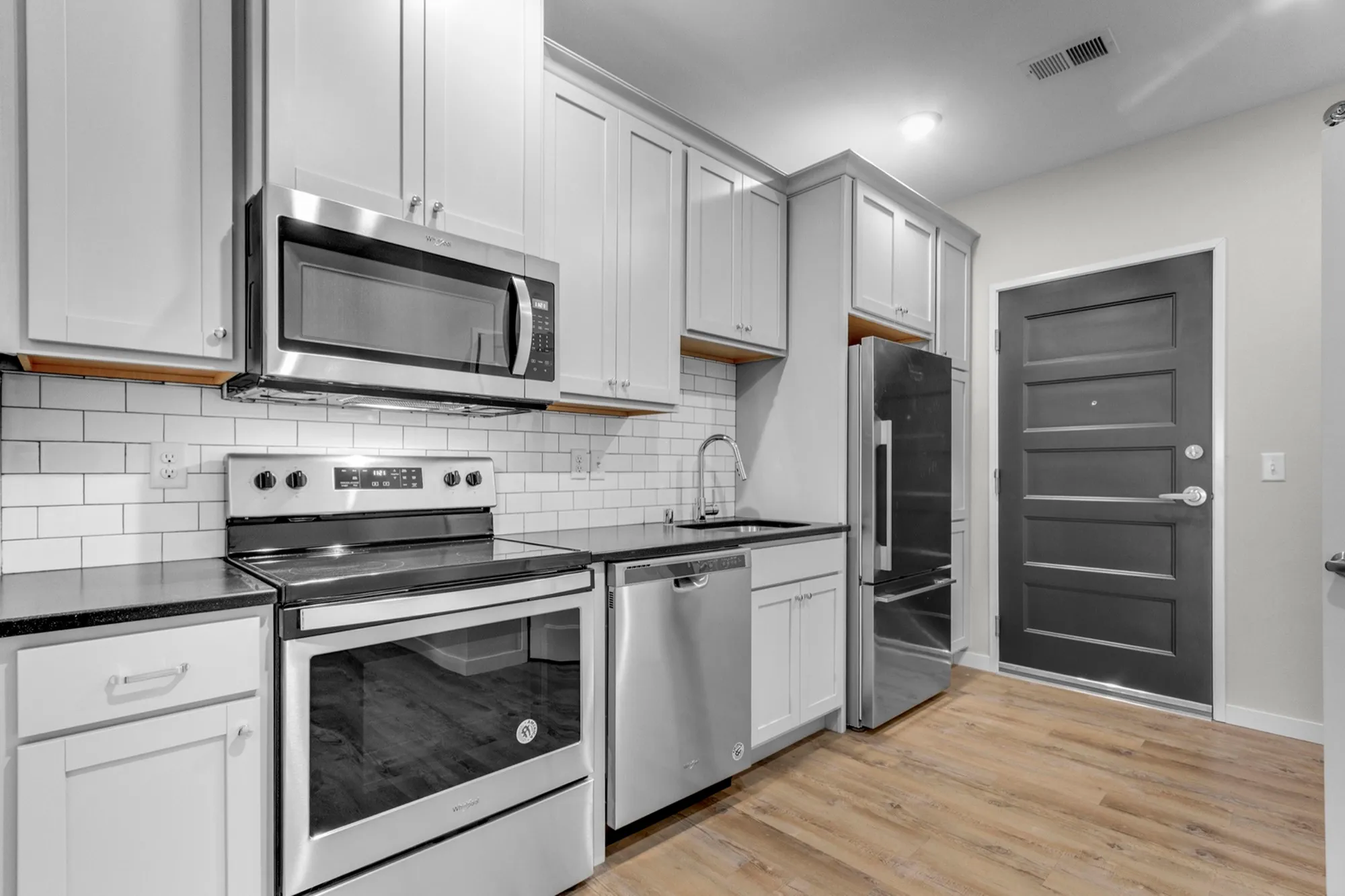 APT | 1BED1BATH - B Floor Plan