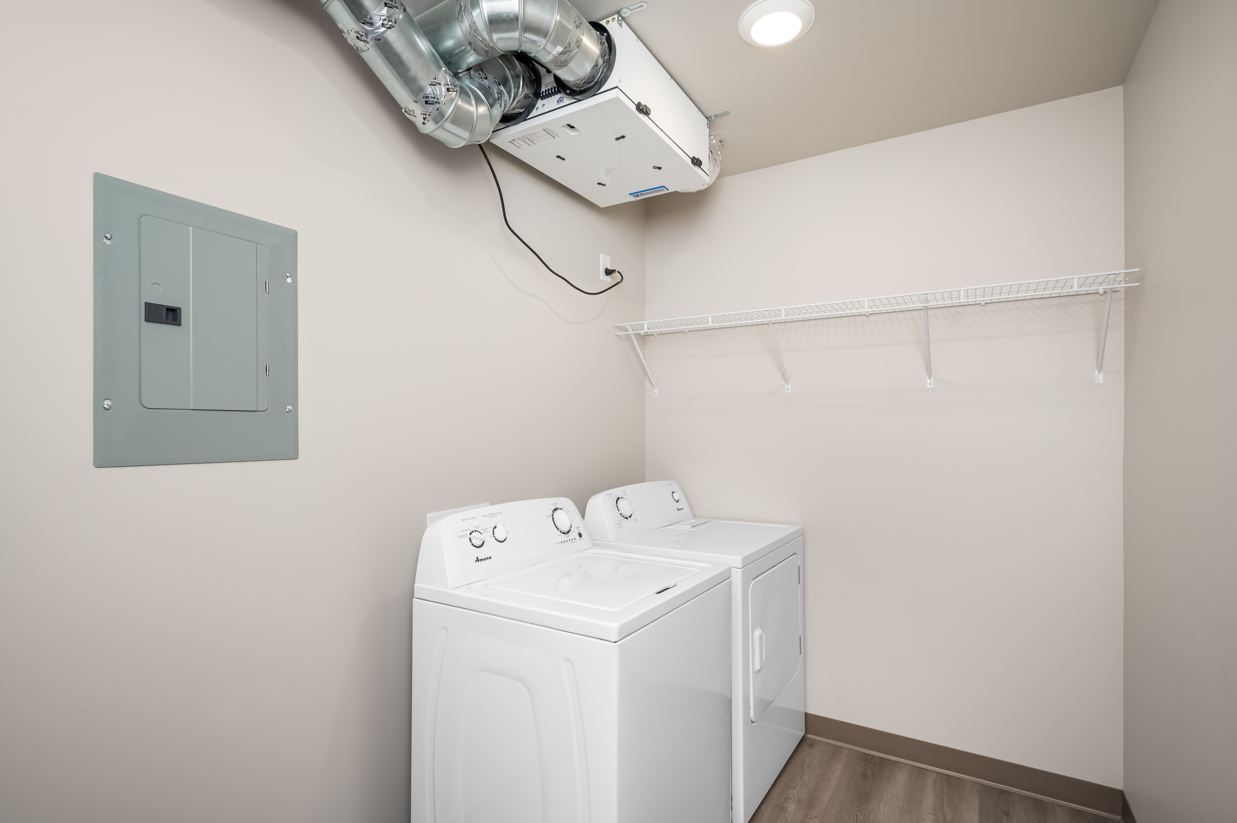 2BED2BATH - LG Floor Plan