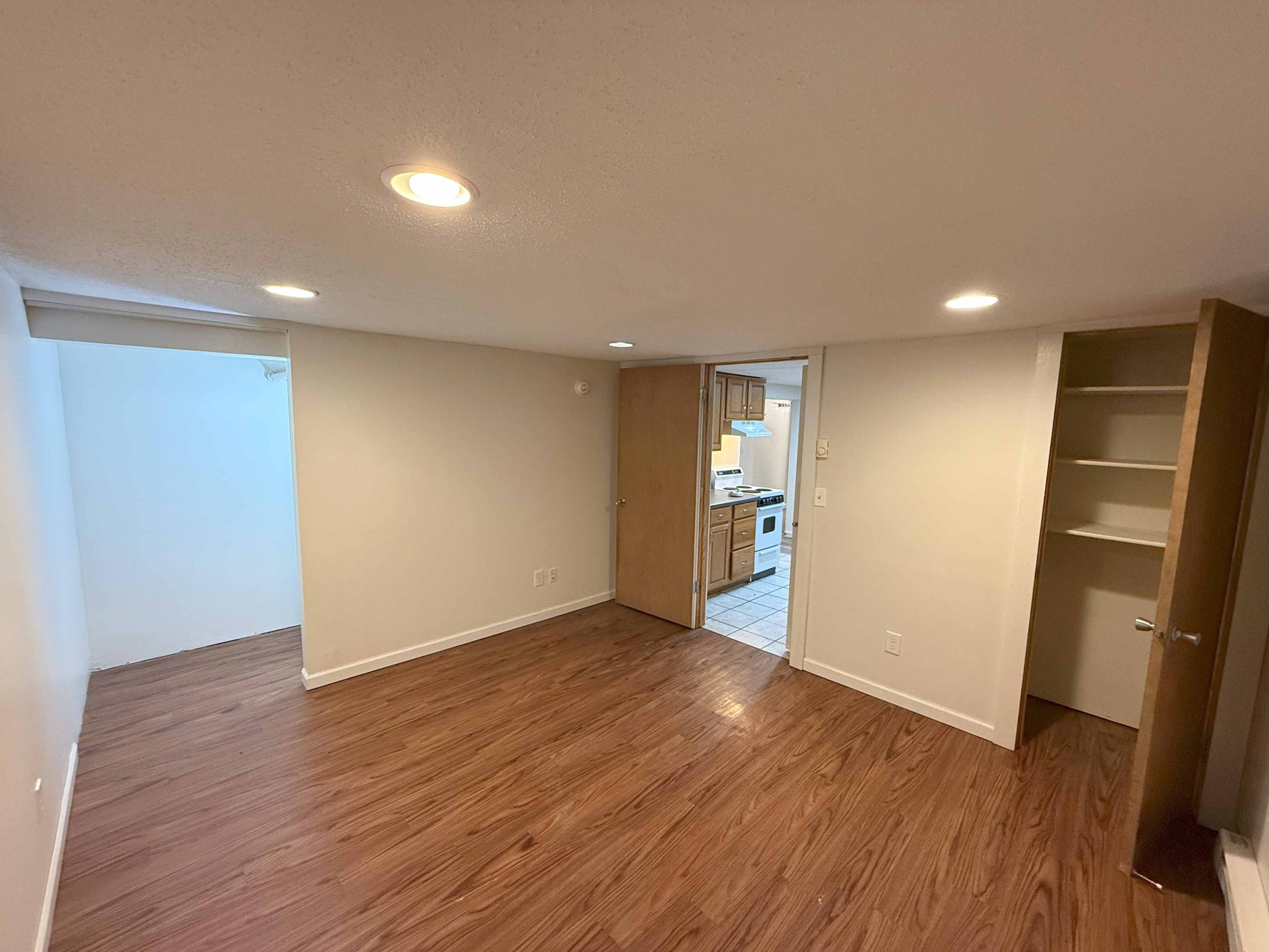 2 bd 1 bt Floor Plan