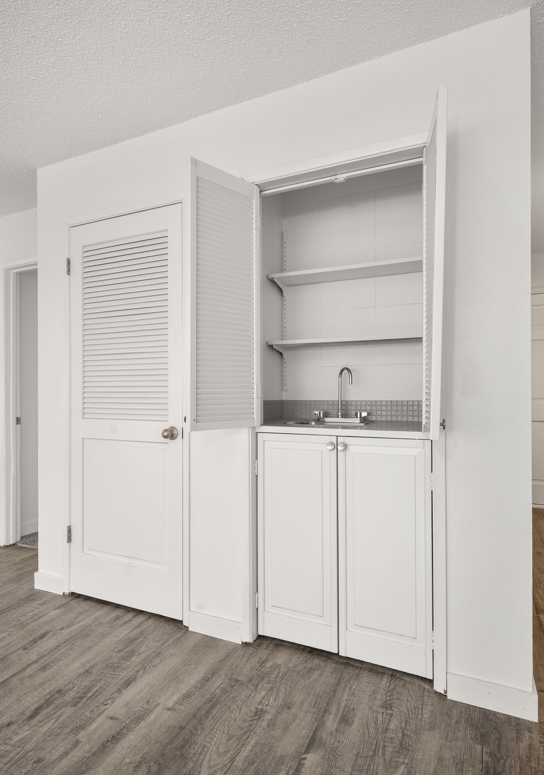 Wet Bar