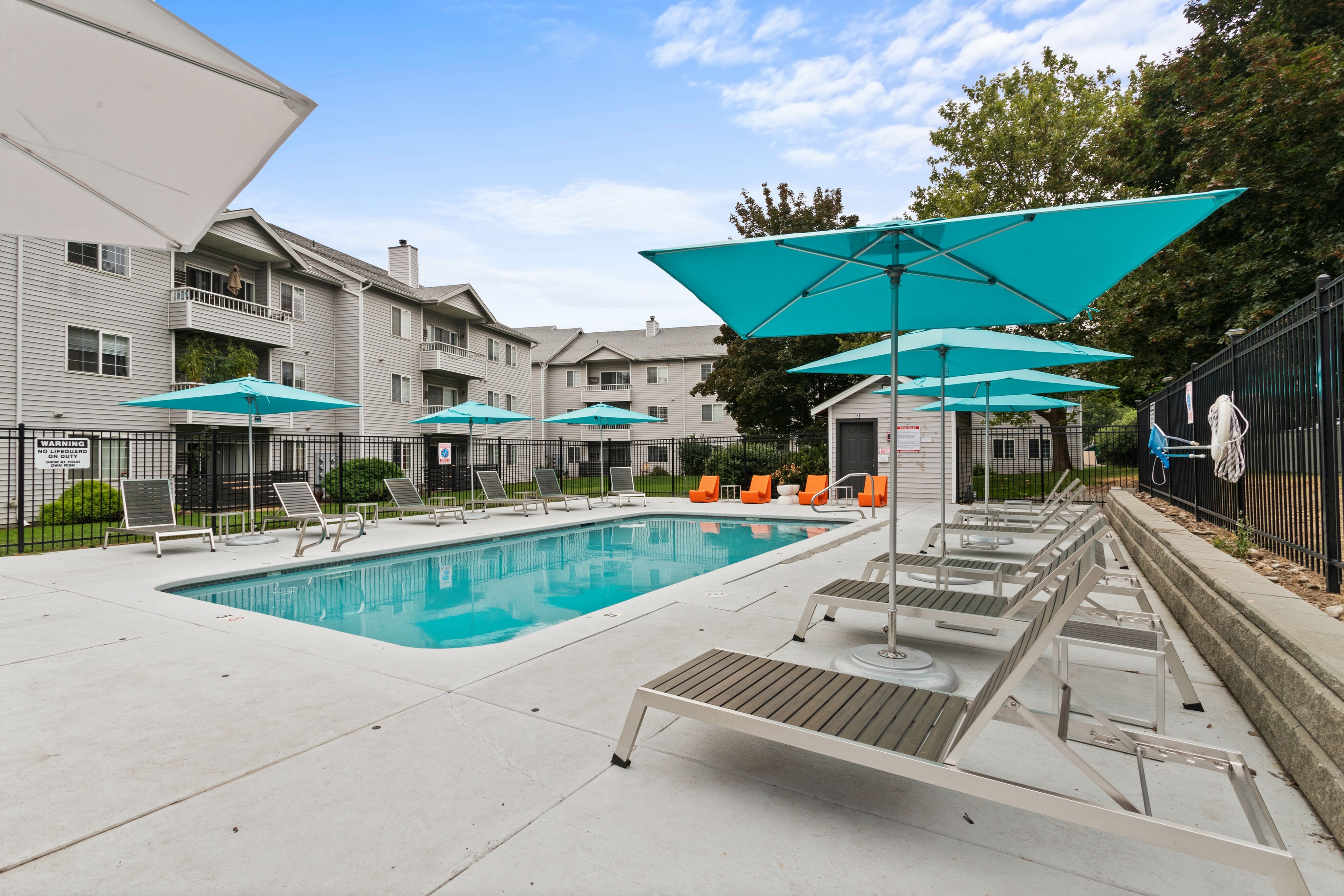 Willowbrook Pool