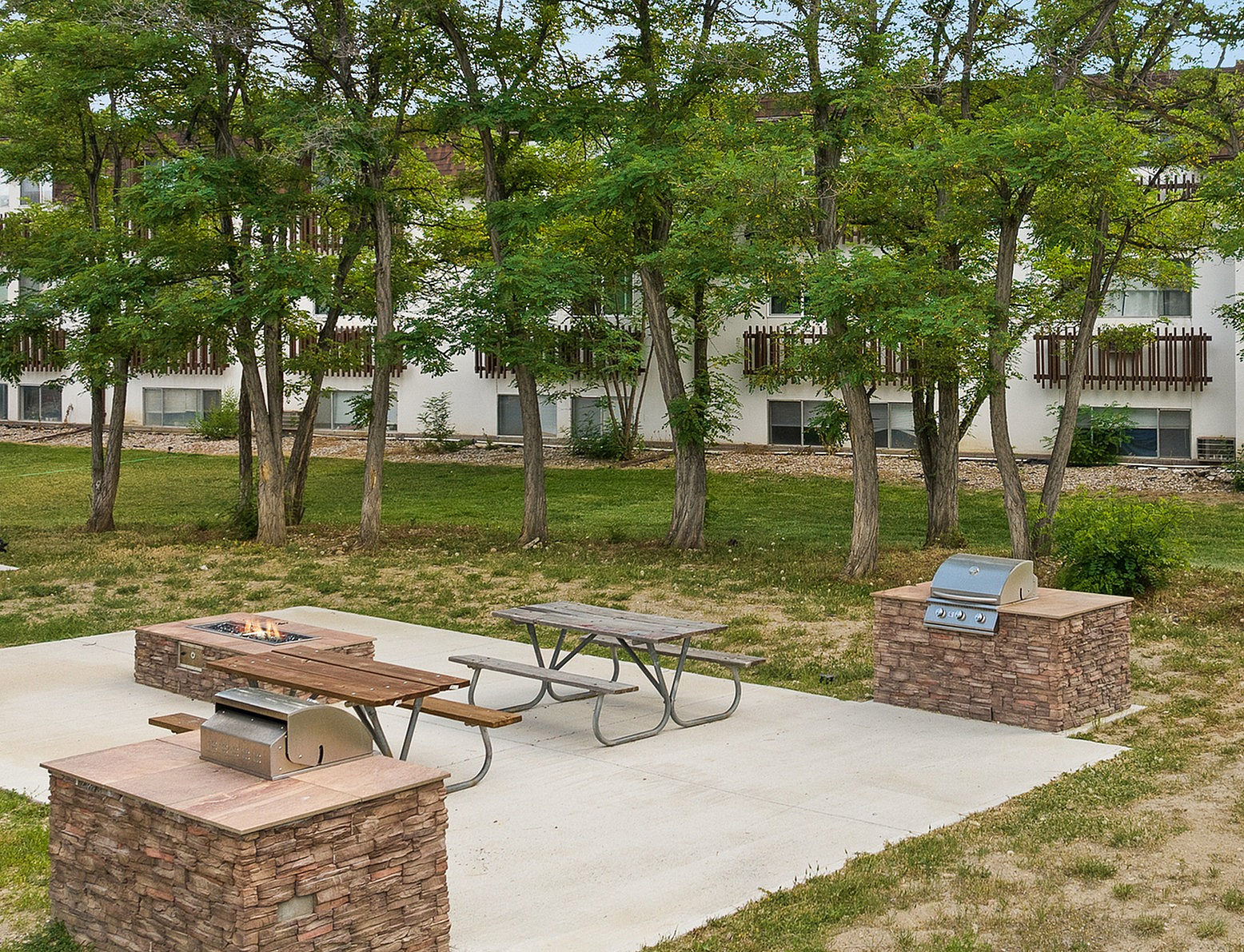 Image of Picnic Area for Pronghorn Apartments