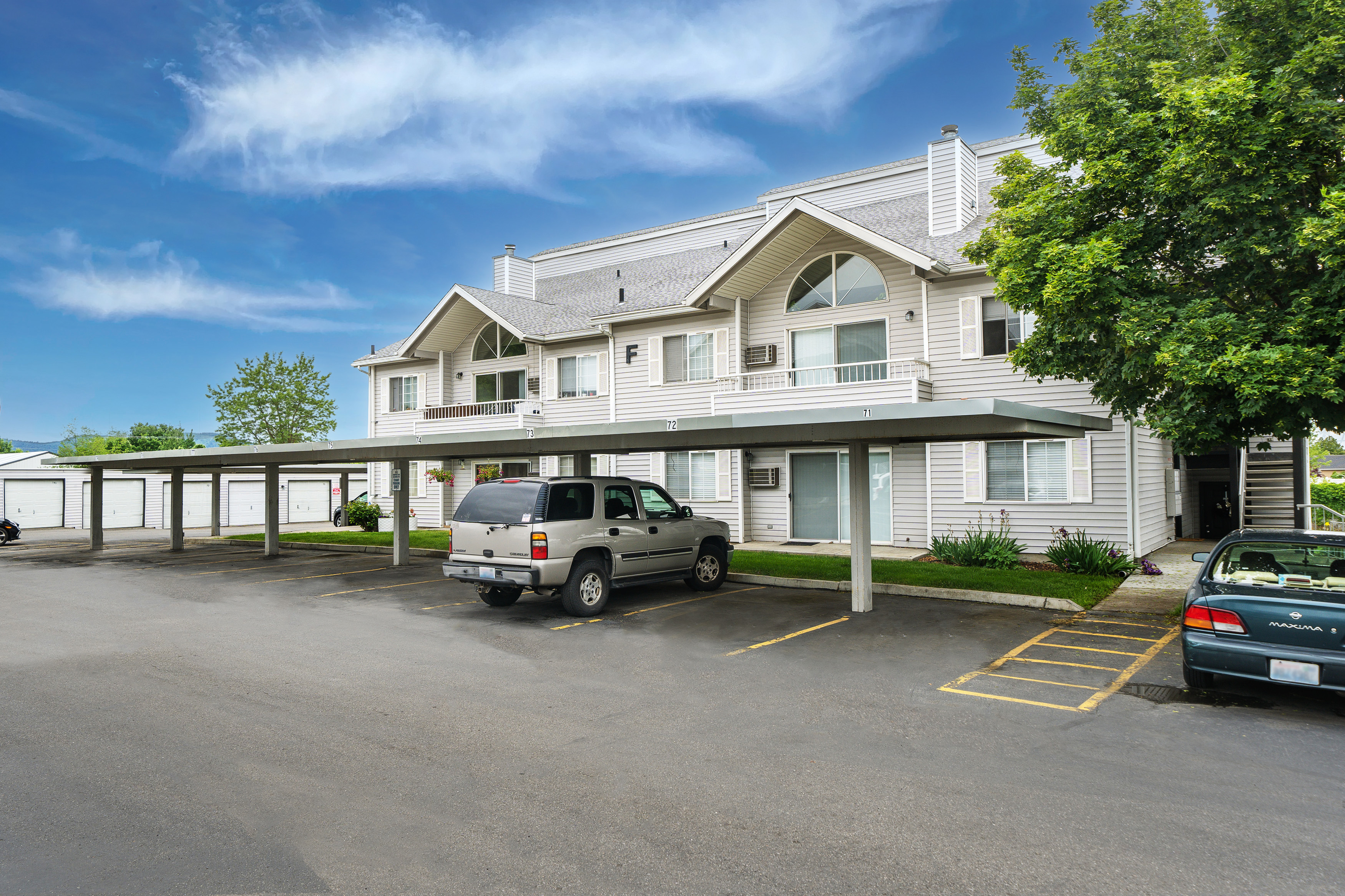 Image of Covered Parking for Willowbrook Apartments