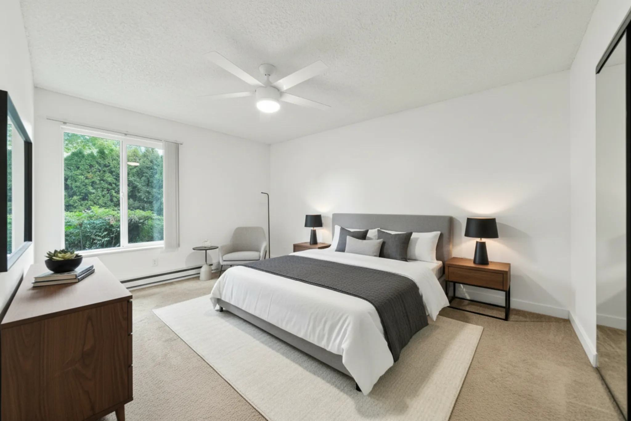 Image of Modern Paint Color Design for The Huntley