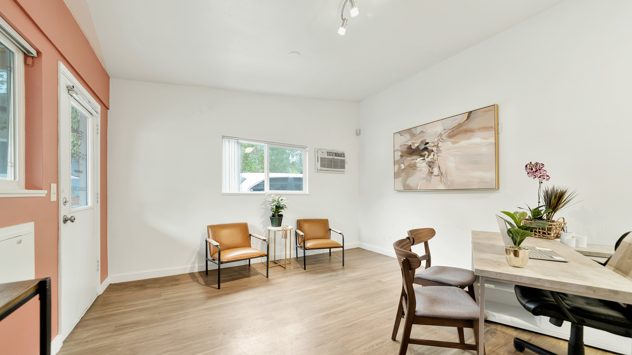 Leasing Office