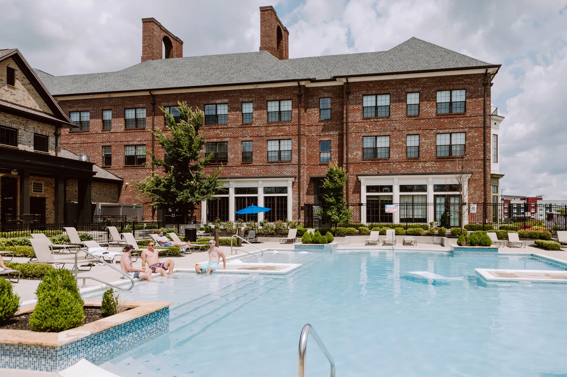 swimming pool