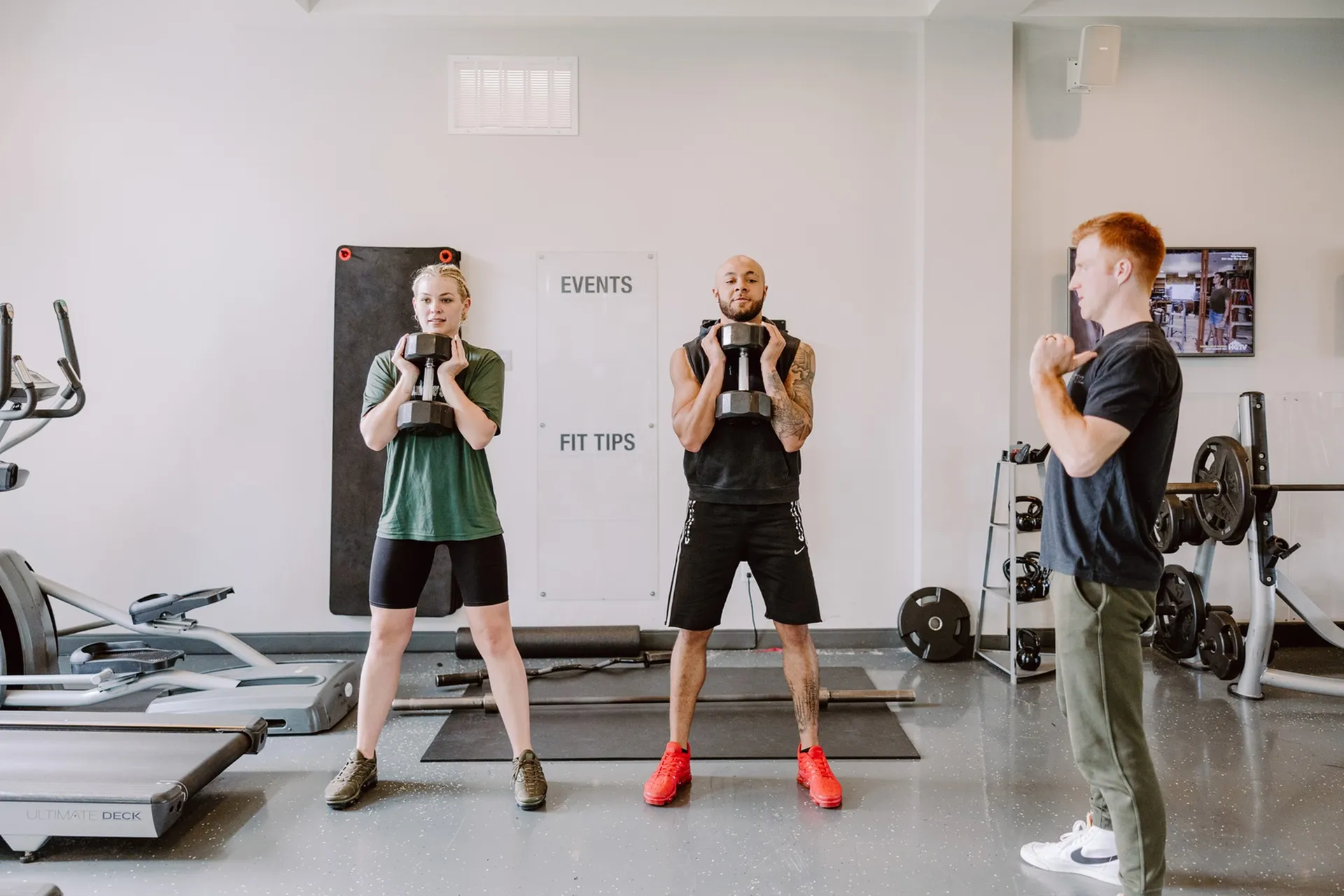people working out at onsite gym at lc murfreesboro
