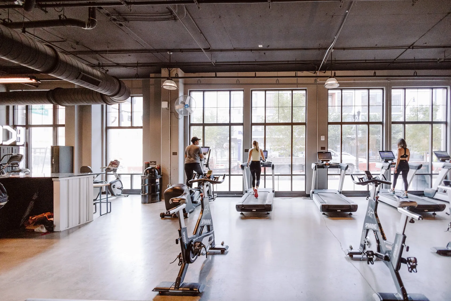 onsite gym at lc riversouth apartments