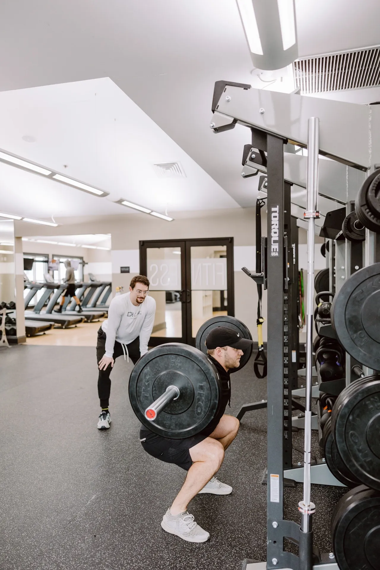 People working out at lc gahanna apartments onsite gym