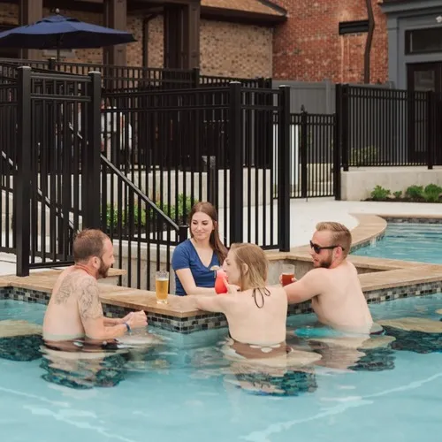 Swimming Pool | Apartment Homes in New Albany, OH | LC New Albany