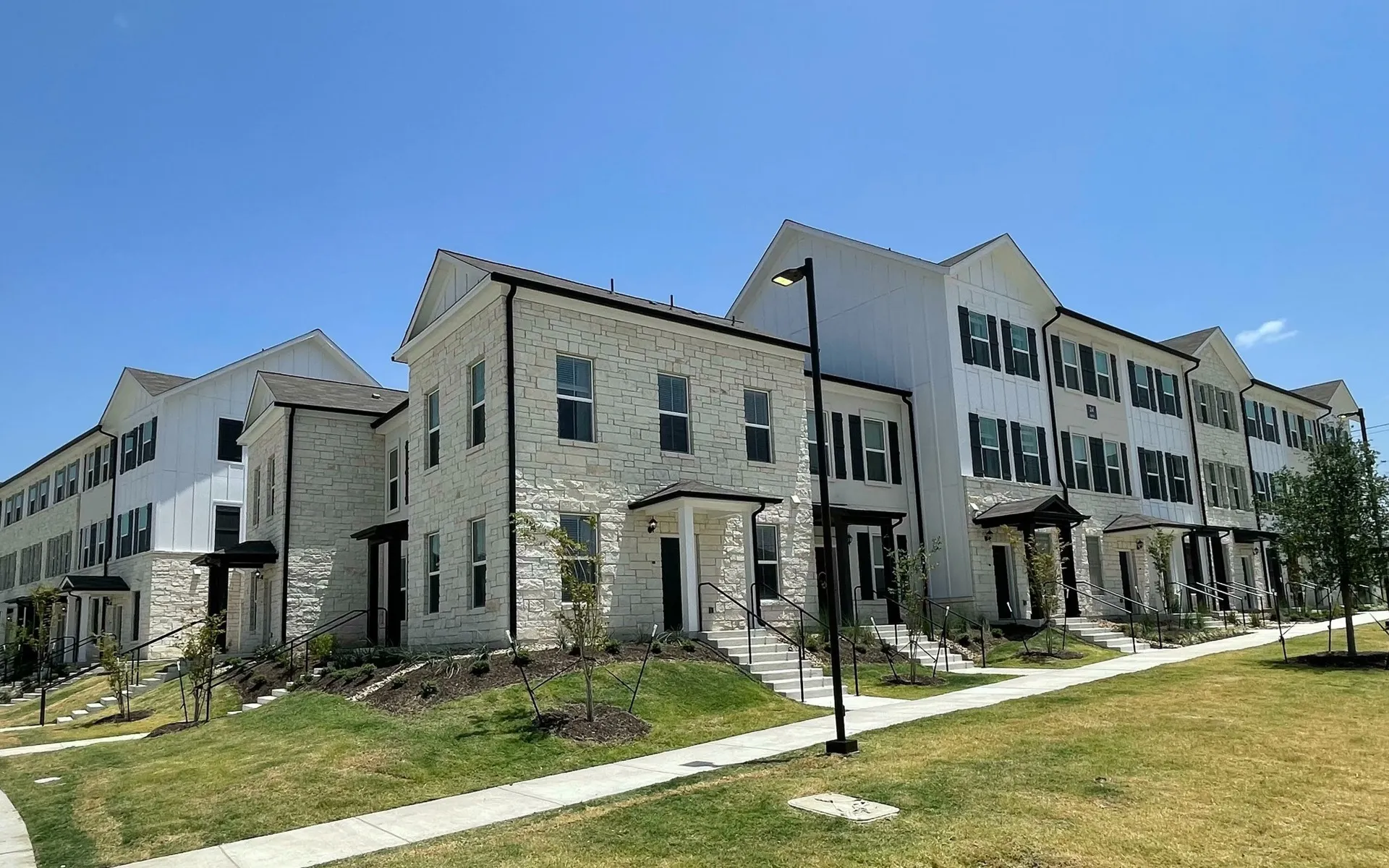 LC Pflugerville Apartments In Pflugerville, TX