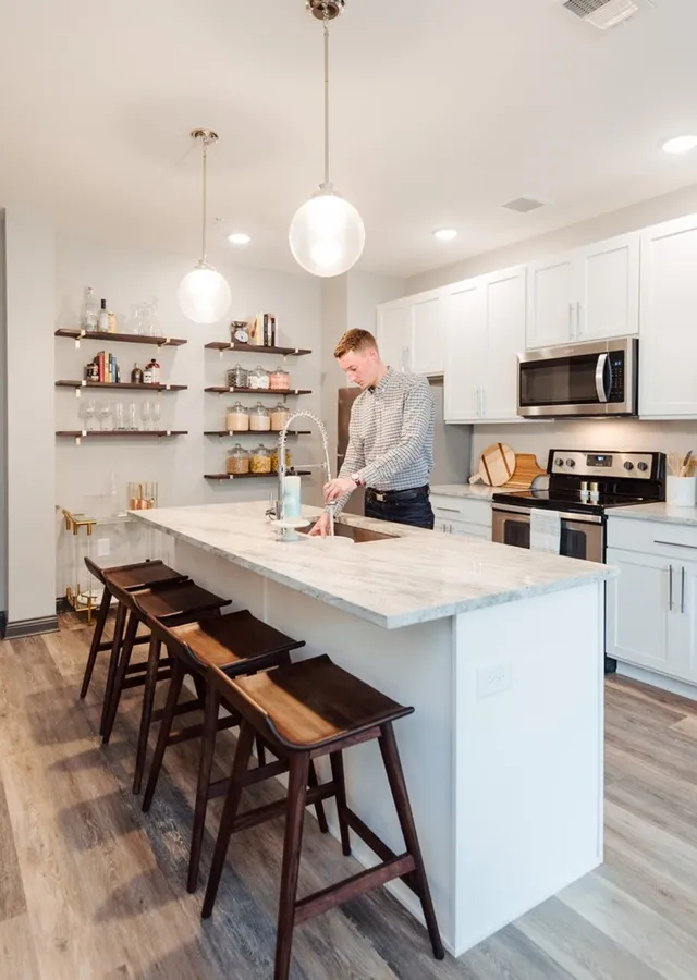 Spacious Kitchen | LC RiverSouth - 205 S High | Apartments in Columbus, OH