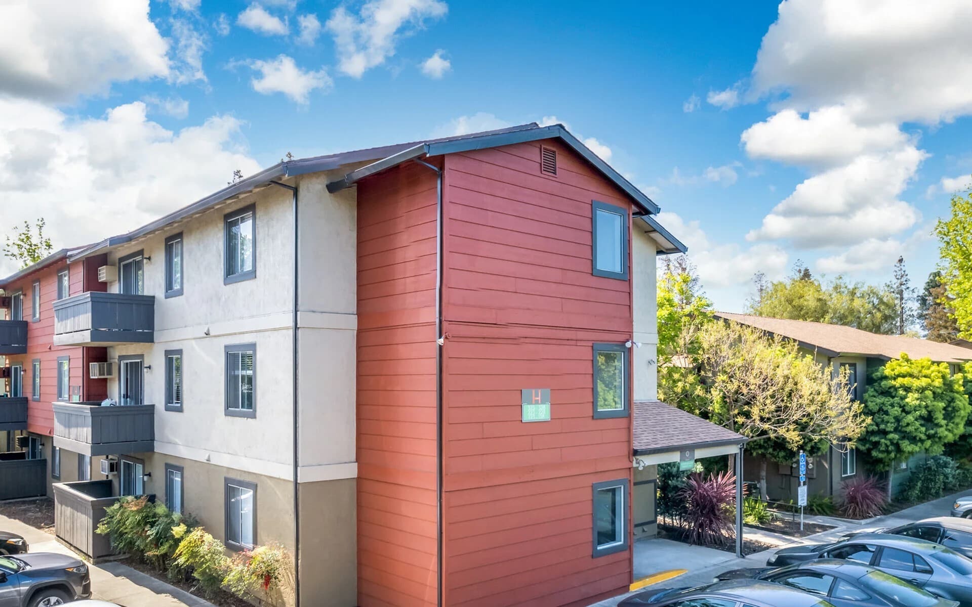 Concord, CA Apartments Diablo View & Villa Diablo Home