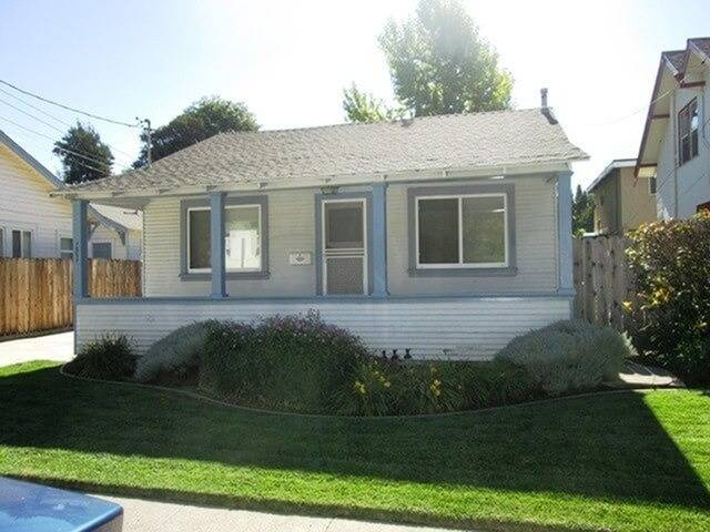 1351 Russell Way