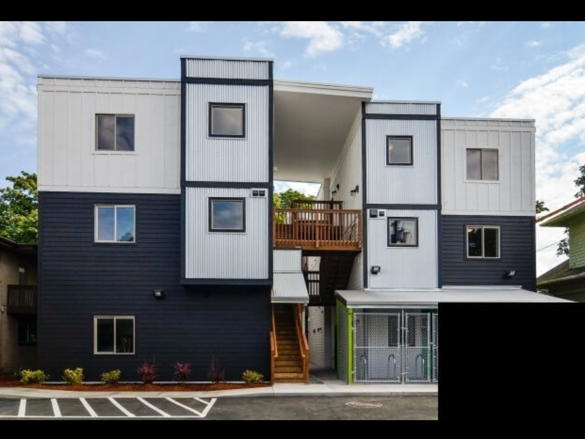 MW2 Exterior