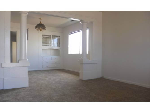 2201 Living Dining