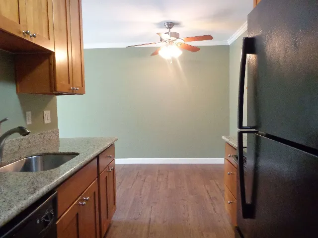 2 Beds 2 Baths