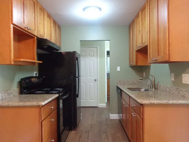 2 Beds 2 Baths