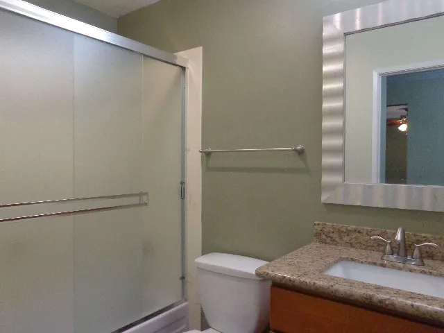 2 Beds 2 Baths