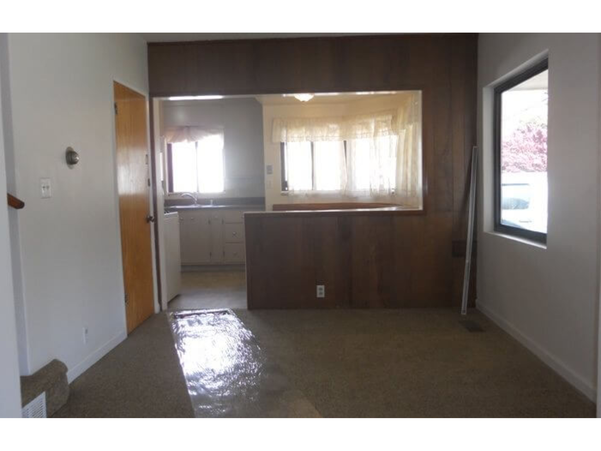 620 Juana - Dining